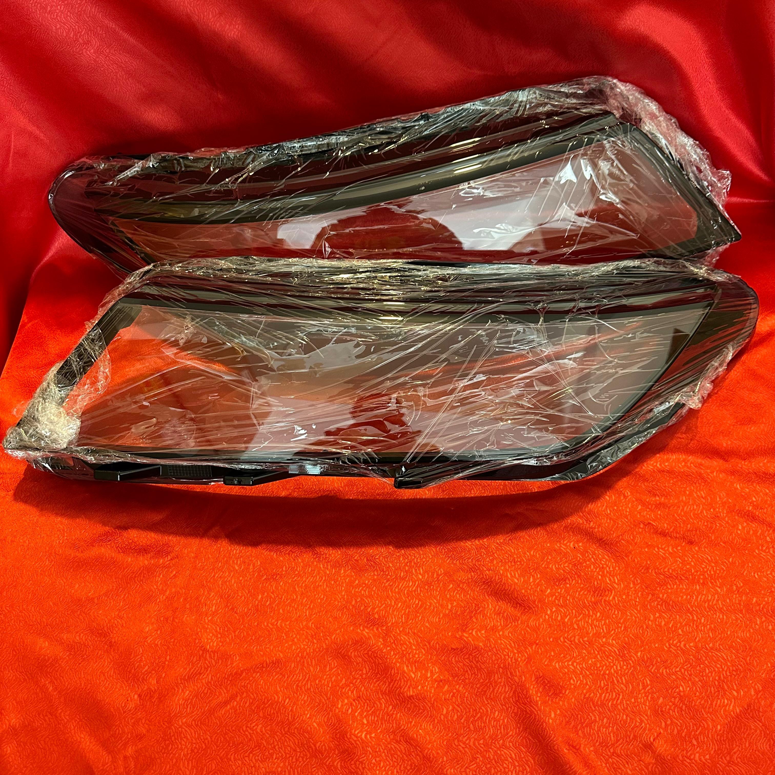 R SKODA KODİAQ 17-20 BÜYÜK FAR CAMI SAĞ