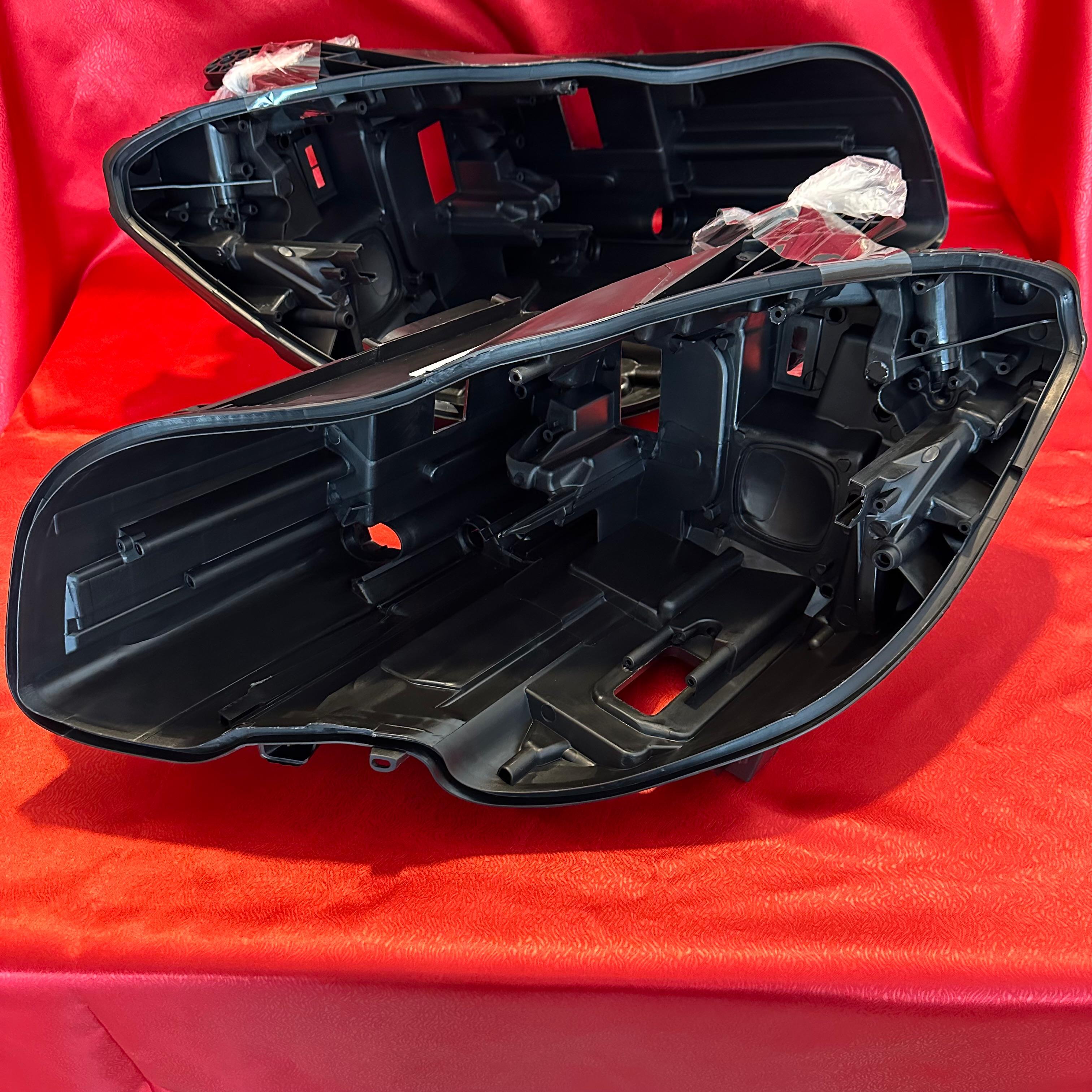 TAKIM MERCEDES W218 CLS 12-14 ÇİFT MERCEK FAR KASASI