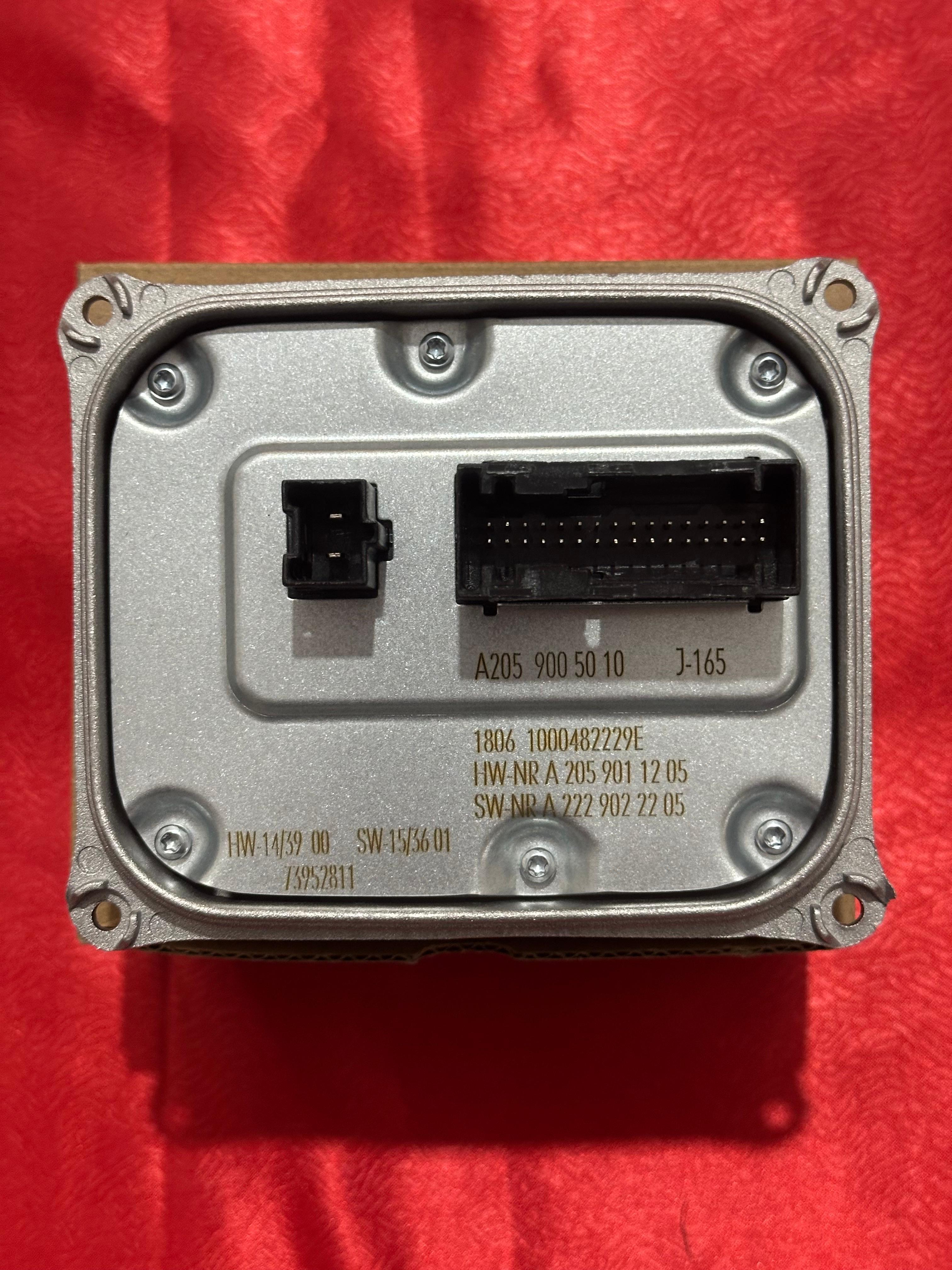 A2059005010 W205 TEK MERCEK LED FAR BEYNİ