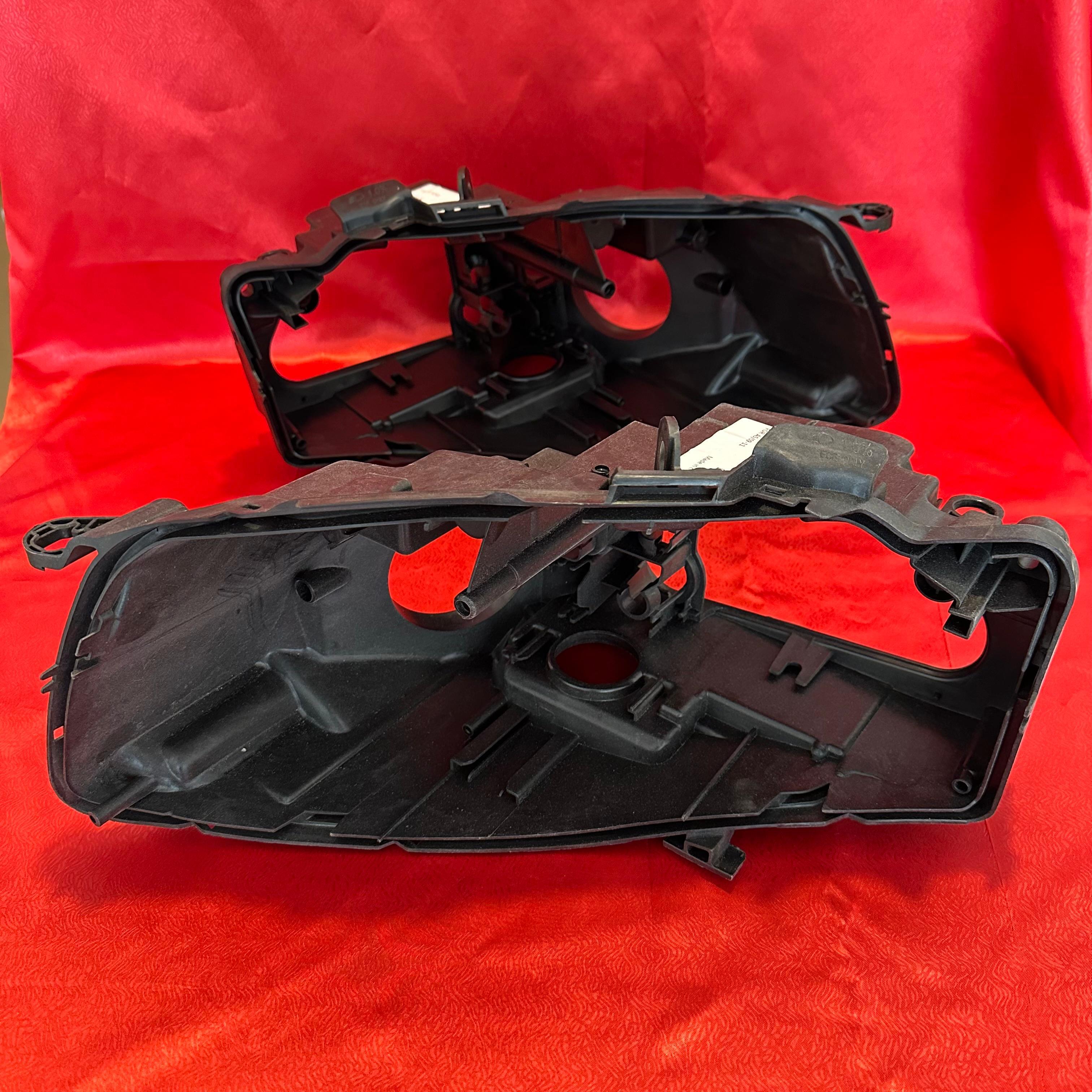 R AUDİ A5 09-11 FAR KASASI SAĞ