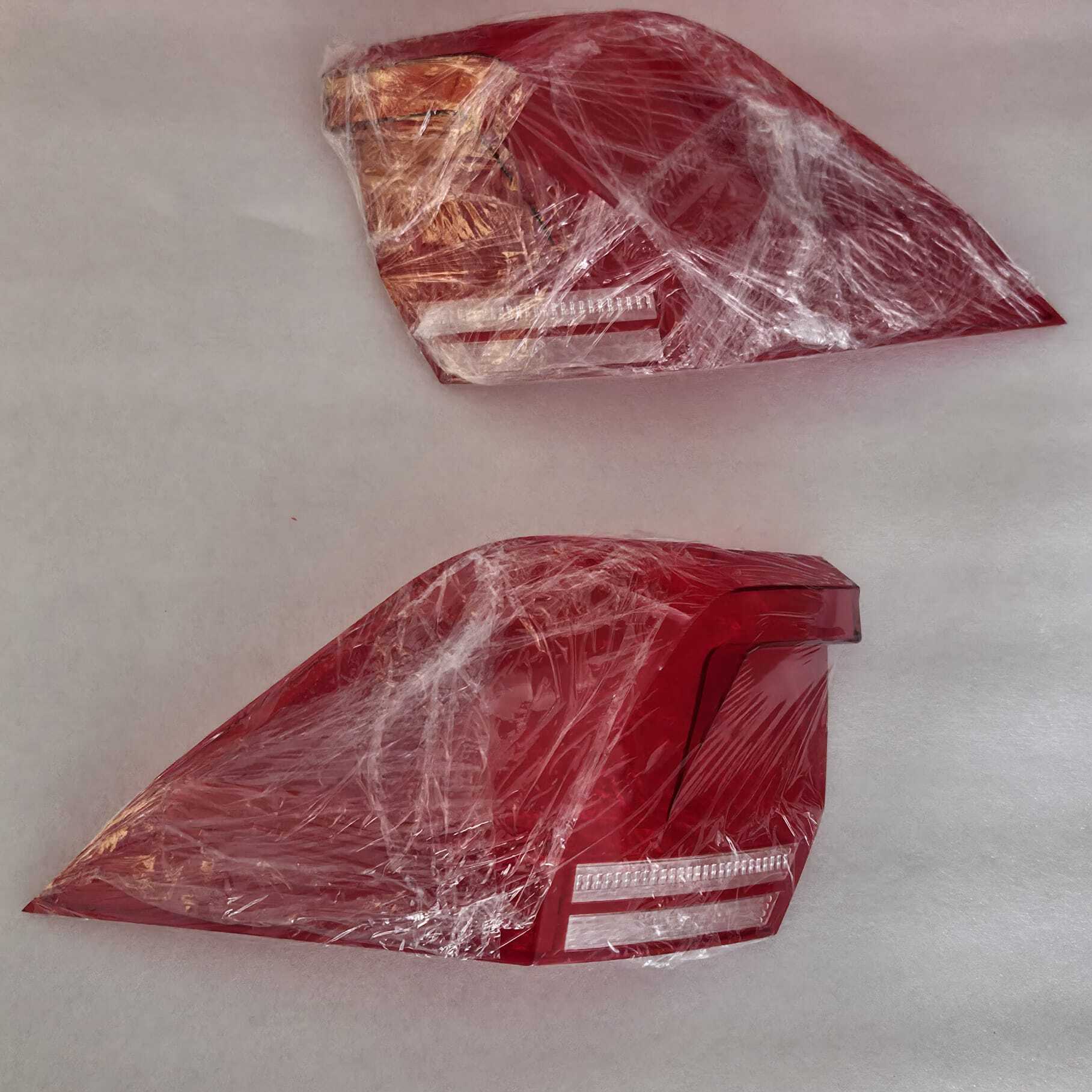 L VW TİGUAN 17-19 LED STOP CAMI SOL