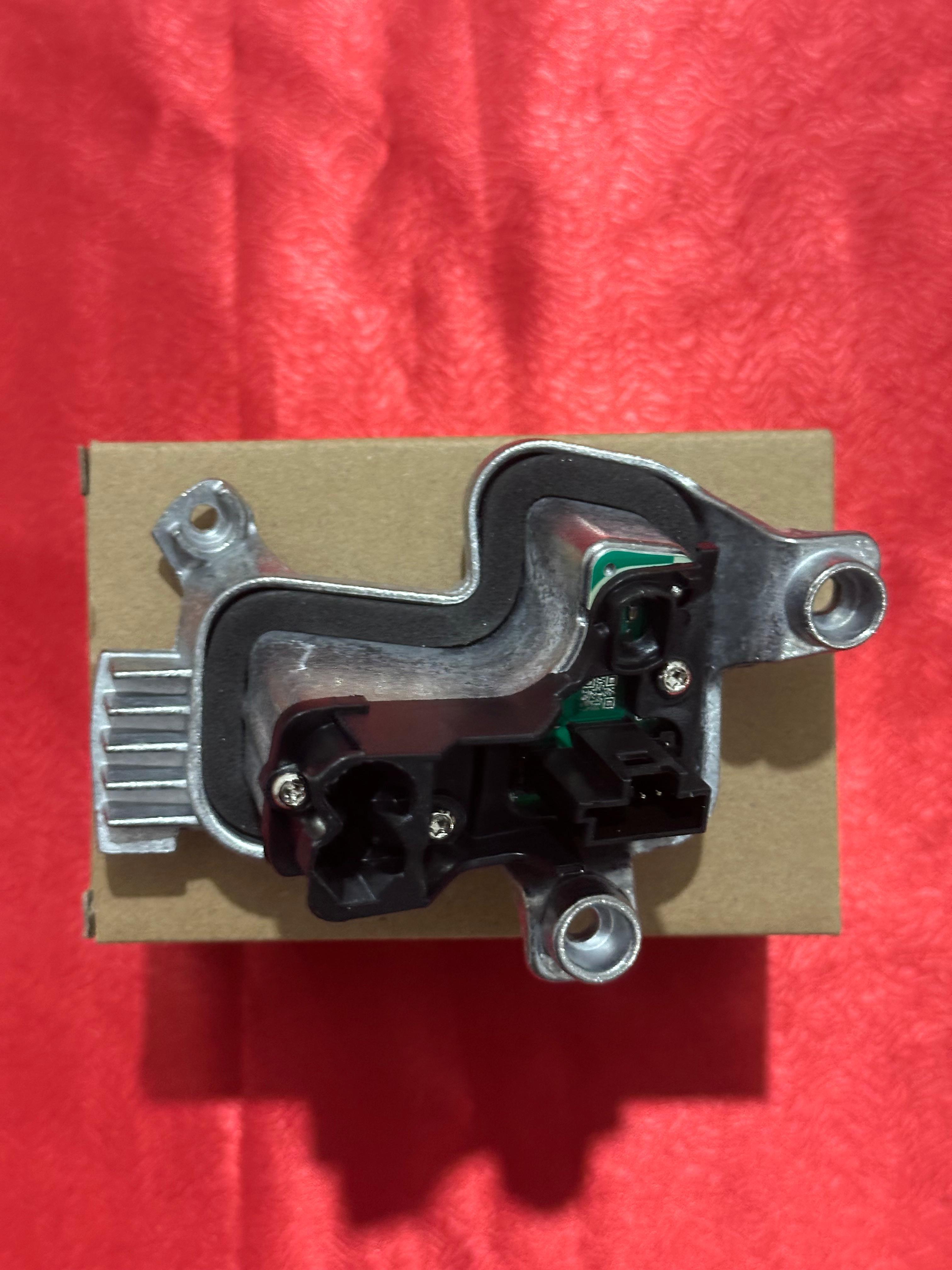 7419619 BMW F30 LCİ SOL SİNYAL LED MODÜLÜ