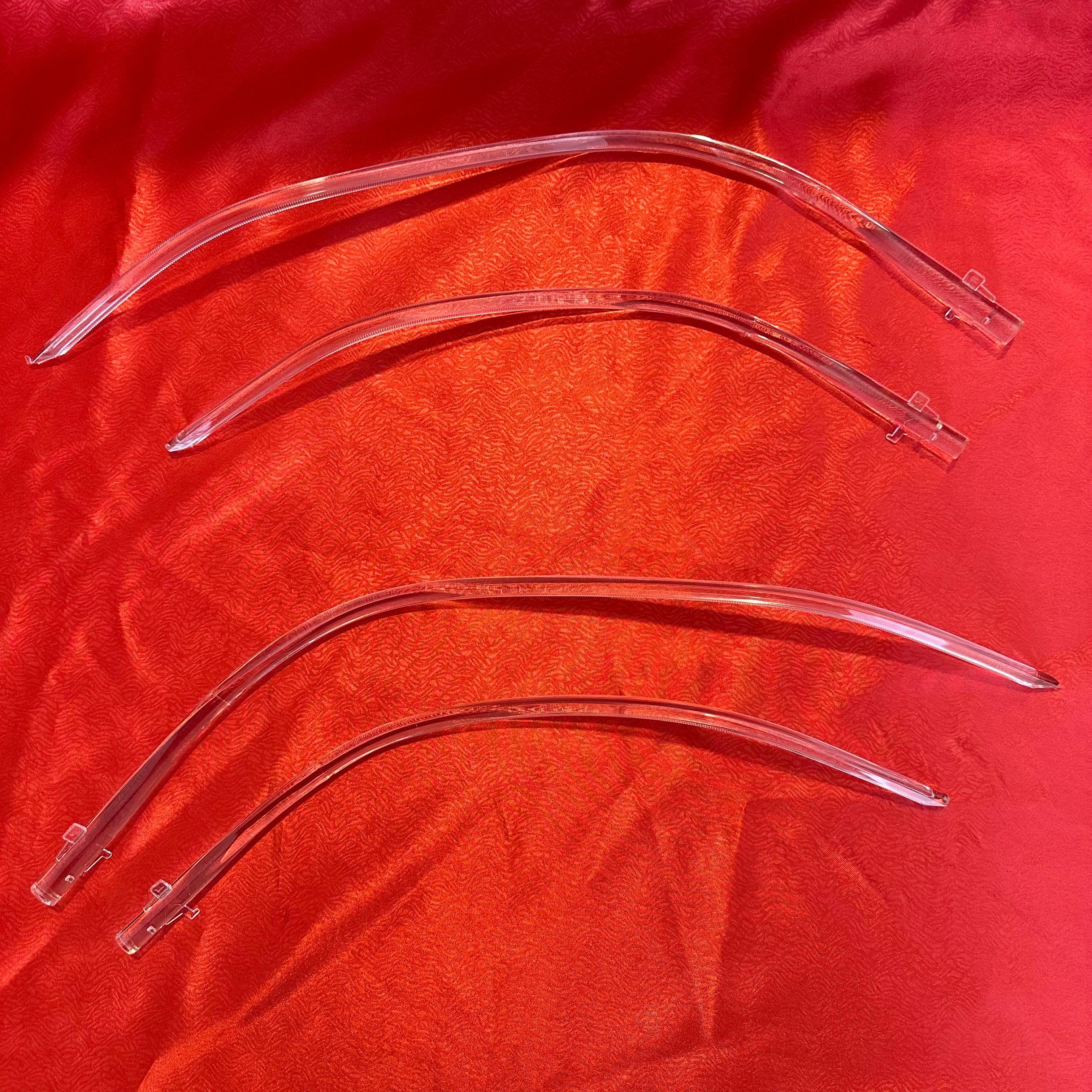 R MERCEDES W213 16-18 LED ÇUBUĞU SAĞ