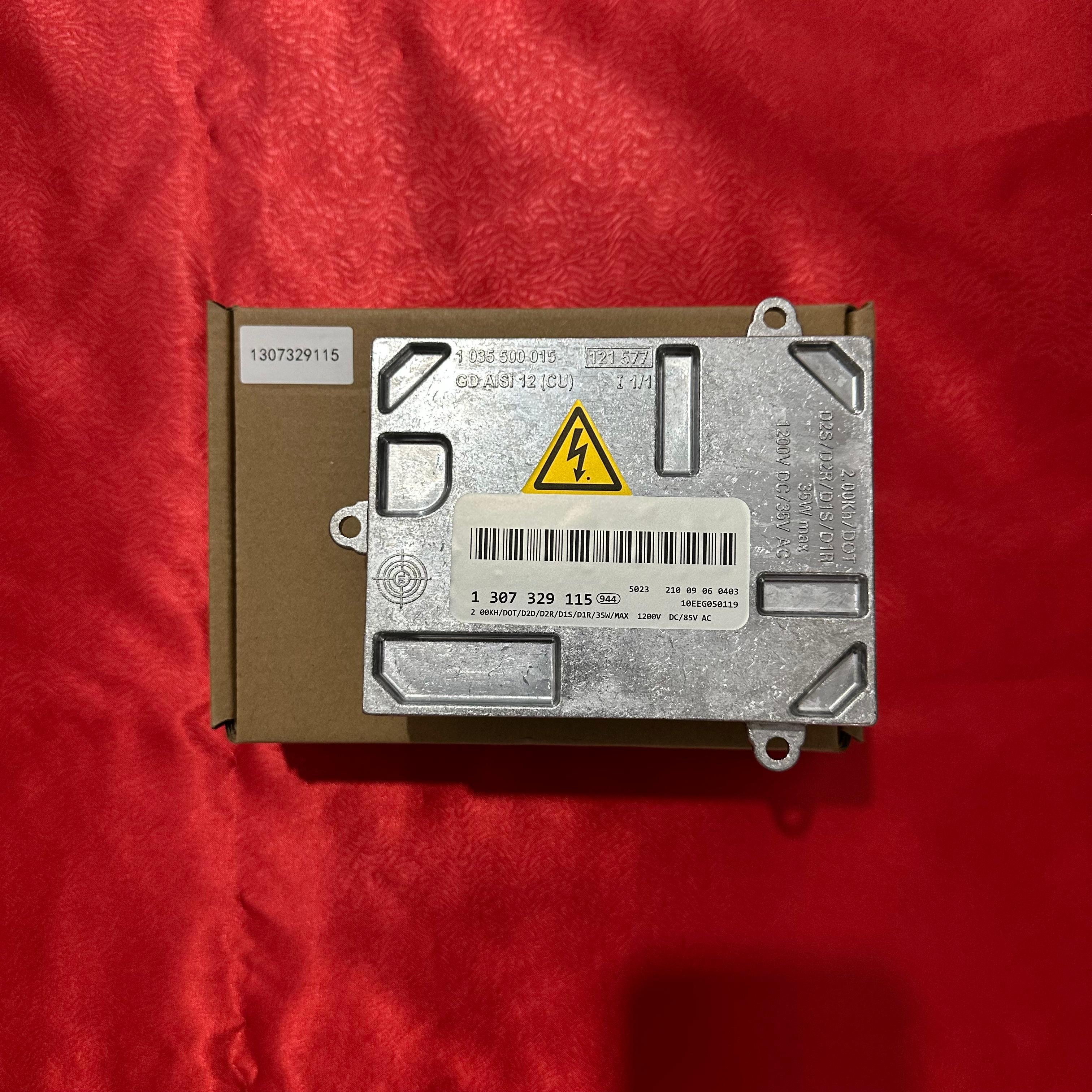 1307329115 XENON FAR BEYNİ