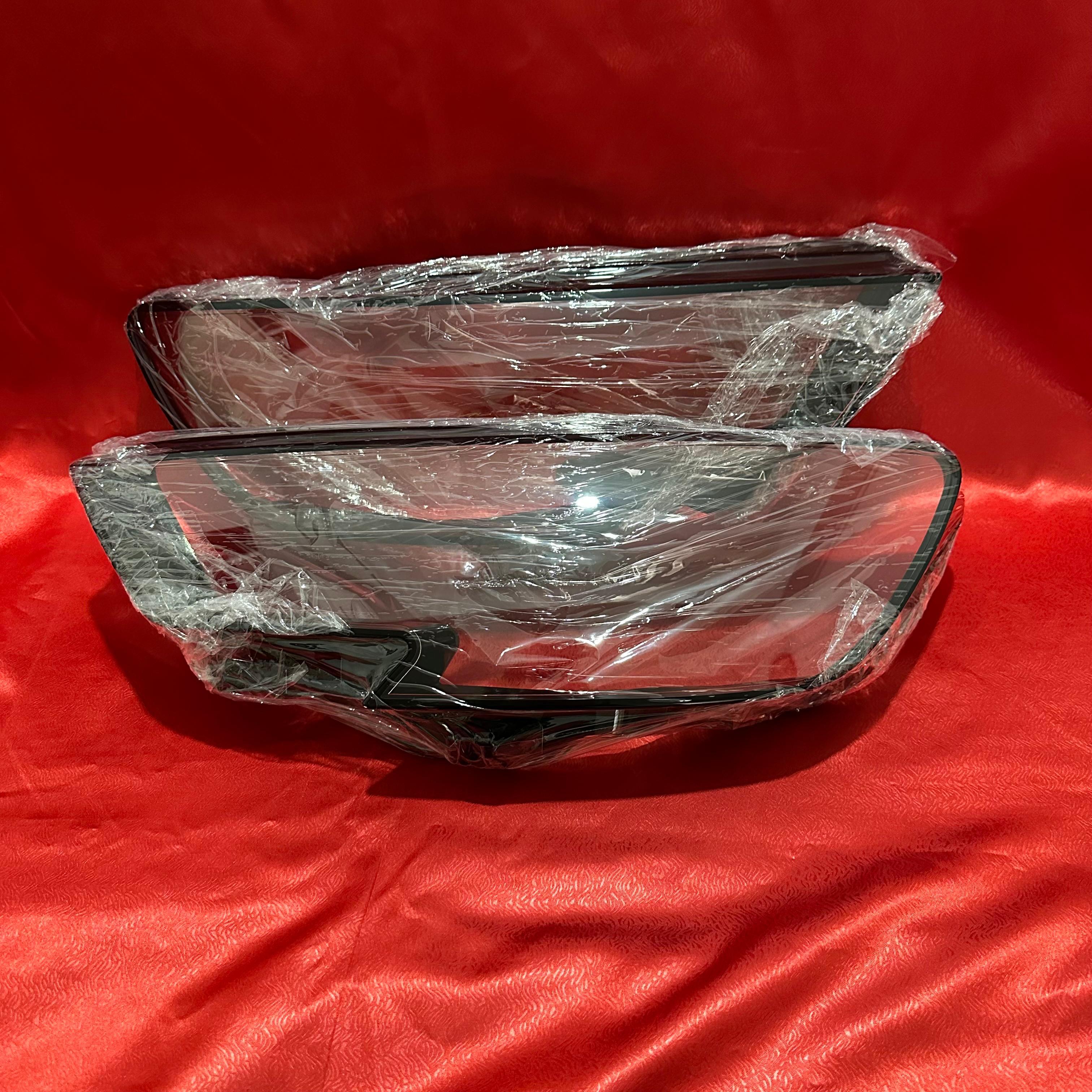 R AUDİ A3 17-19 FAR CAMI SAĞ