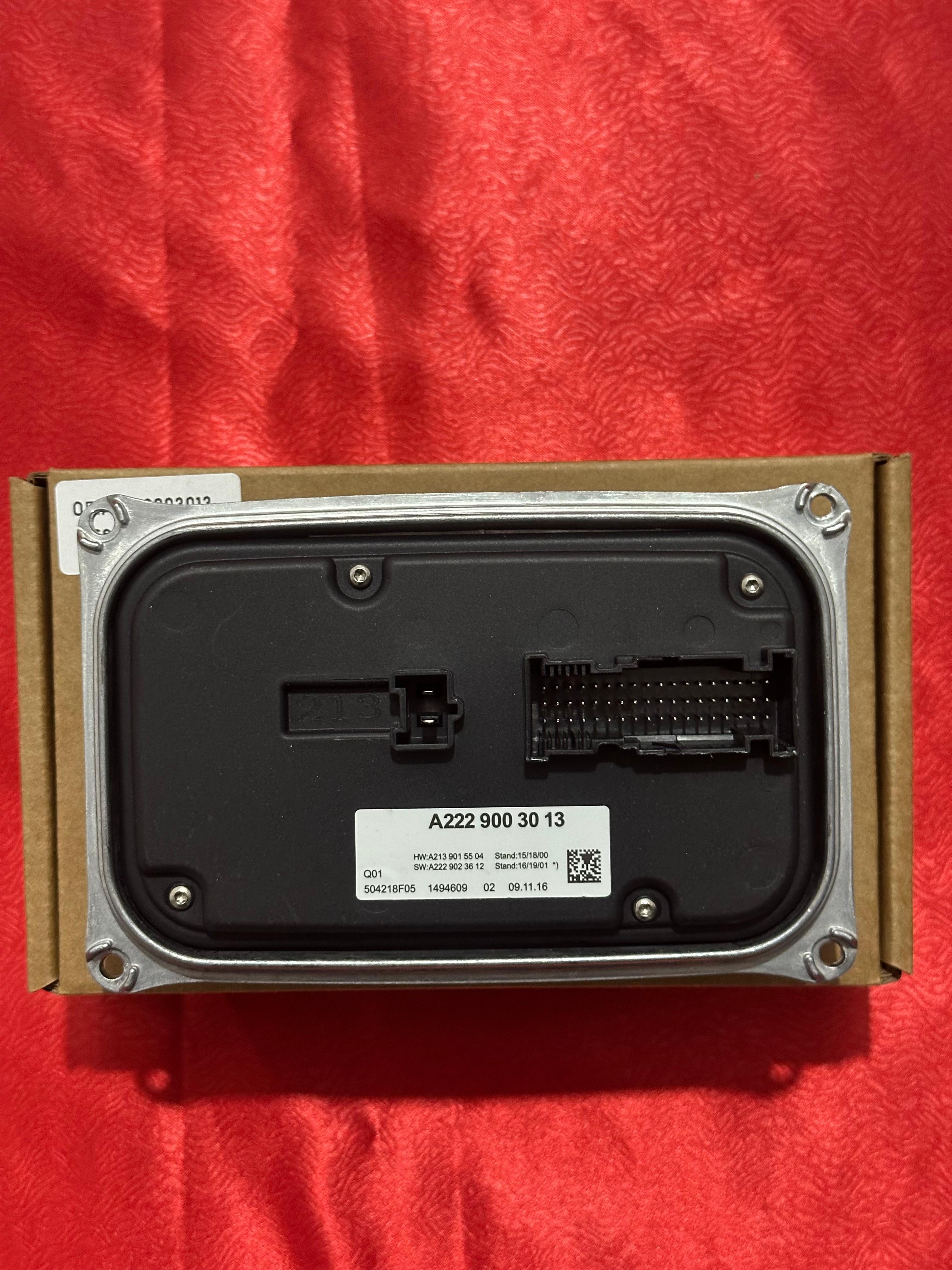 A2229003013 W213 TAK ÇALIŞTIR LED FAR BEYNİ