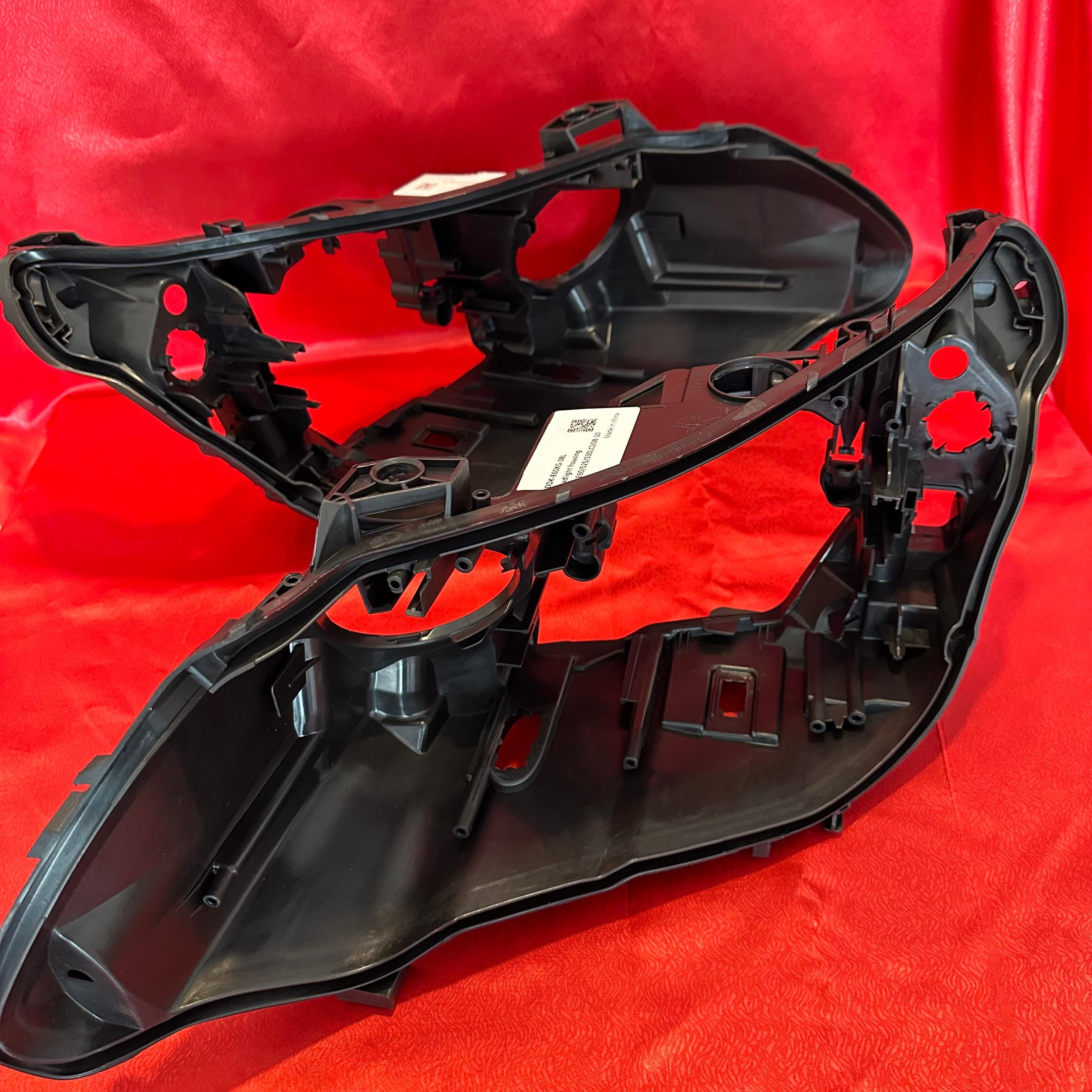 L BMW E60 08-12 LCİ FAR KASASI SOL