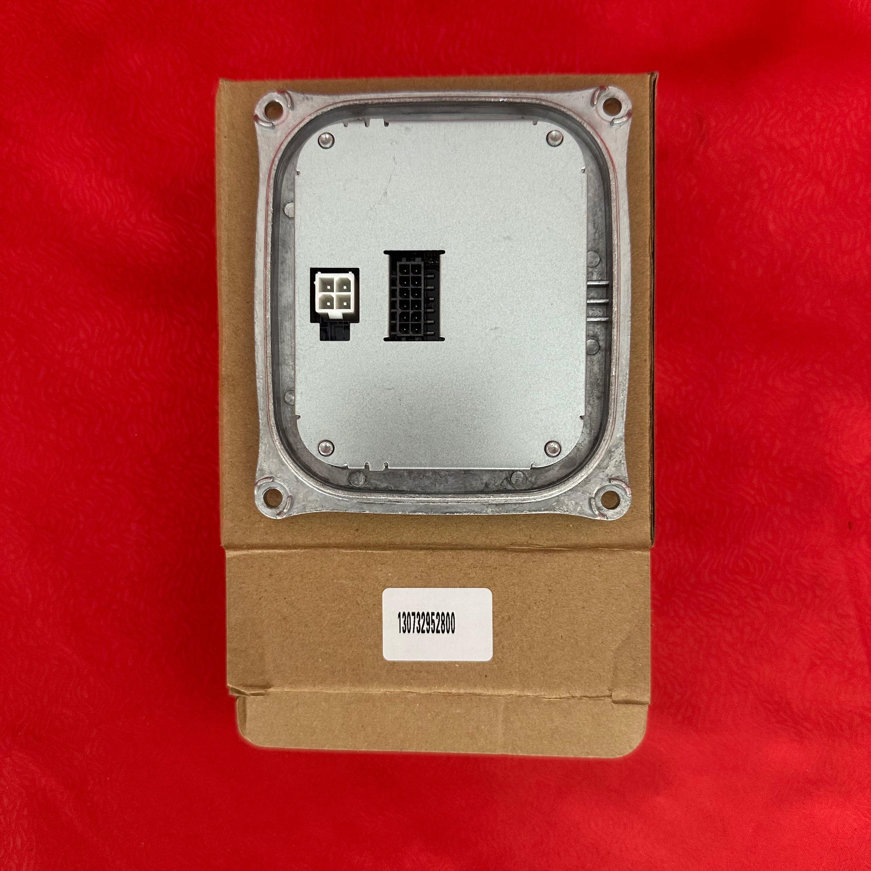 130732952800 XENON FAR BEYNİ