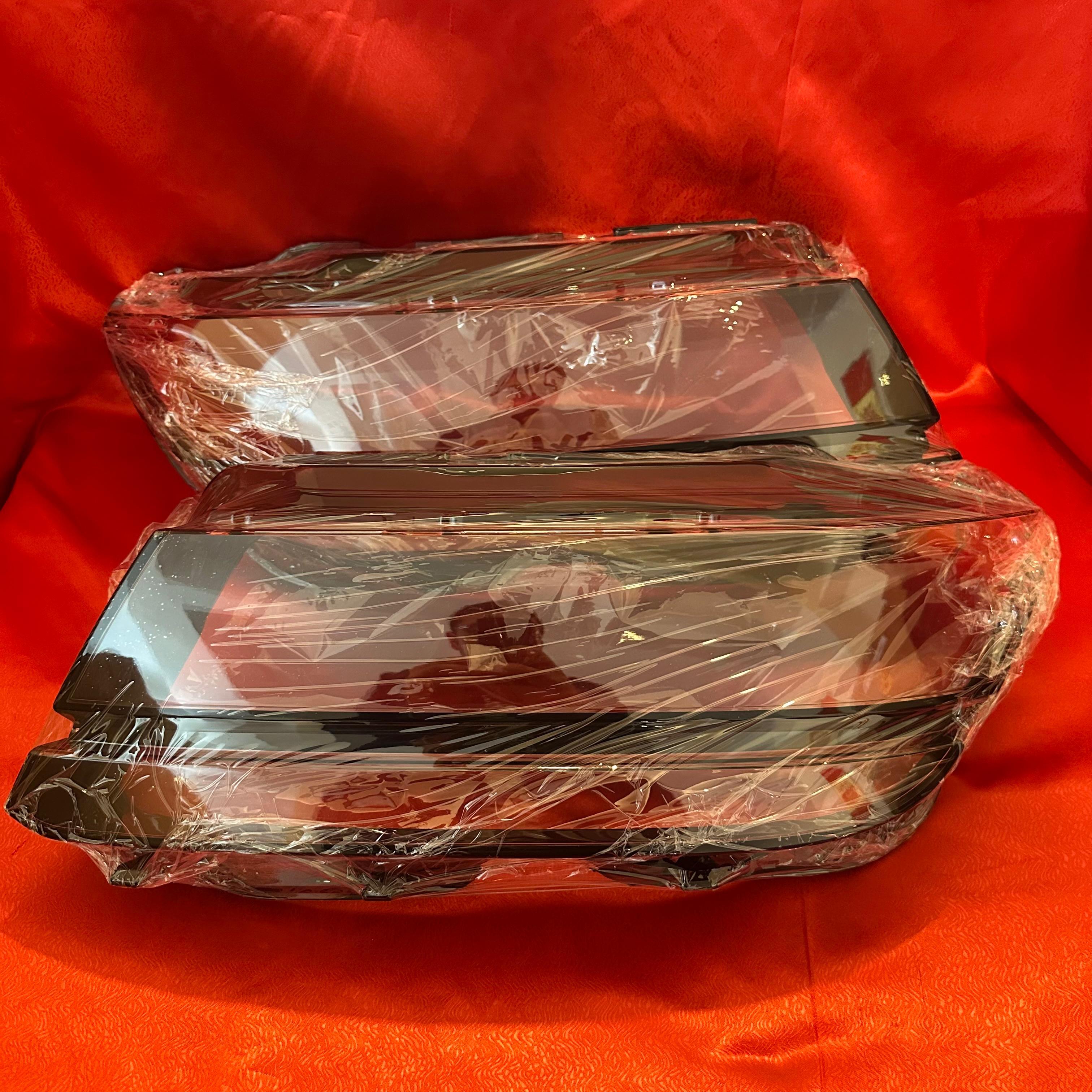 R VW TİGUAN 17-19 LED FAR CAMI SAĞ